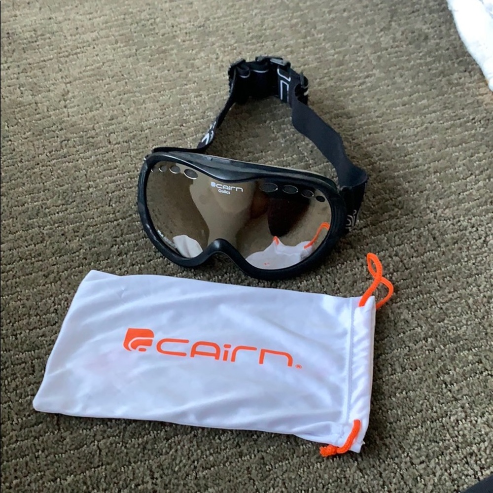 Ski goggles